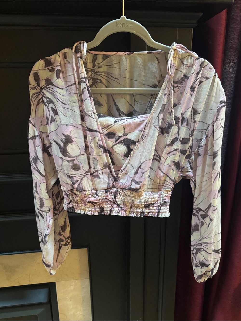 ANTHROPOLOGIE pale pink Lavender, pale yellow butterfly wing Wrap Crop Top sz xs